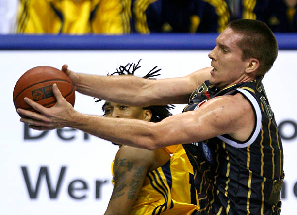 球开前点 球开前点