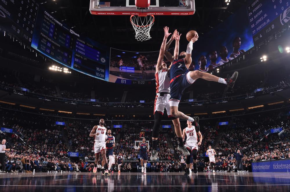 他都为新人 他都为新人